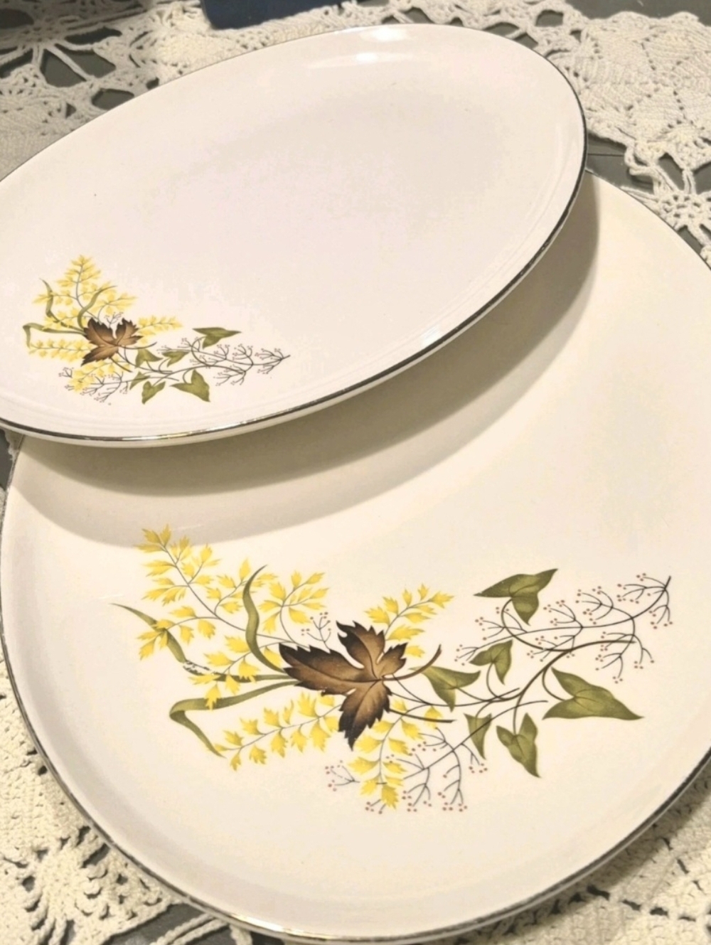 2 Vintage Taylor Smith & Taylor Leaf O' Gold 11"-13" Platters